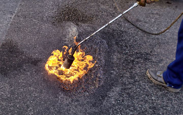 Baranailt flat roofing repairs